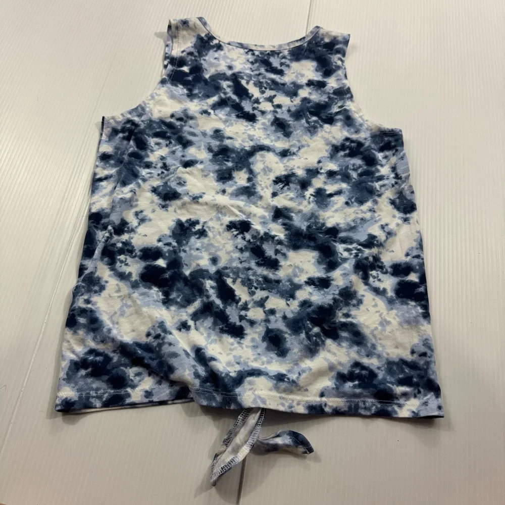 538. The Children’s Place Blue and White Tie-Dye Top (XL 14)